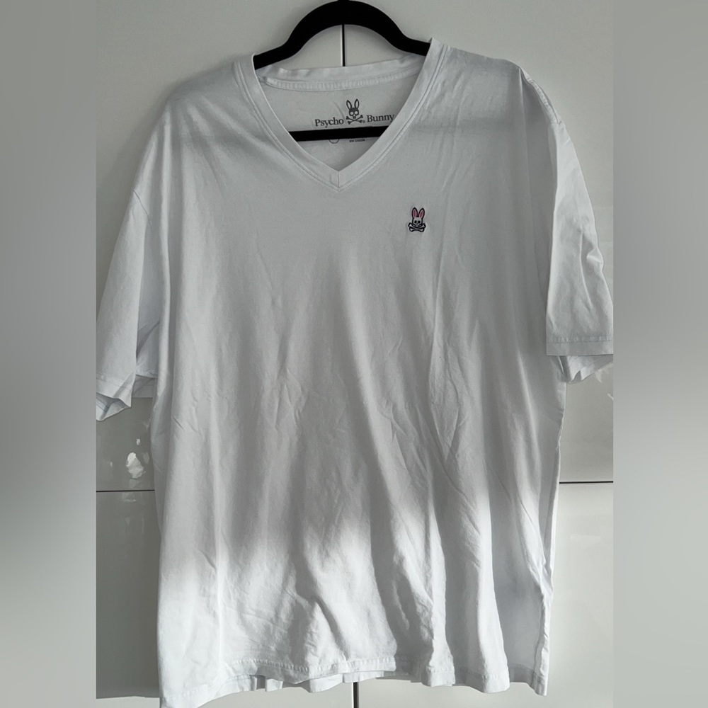 Barely used mens psycho bunny v neck tee, size 8